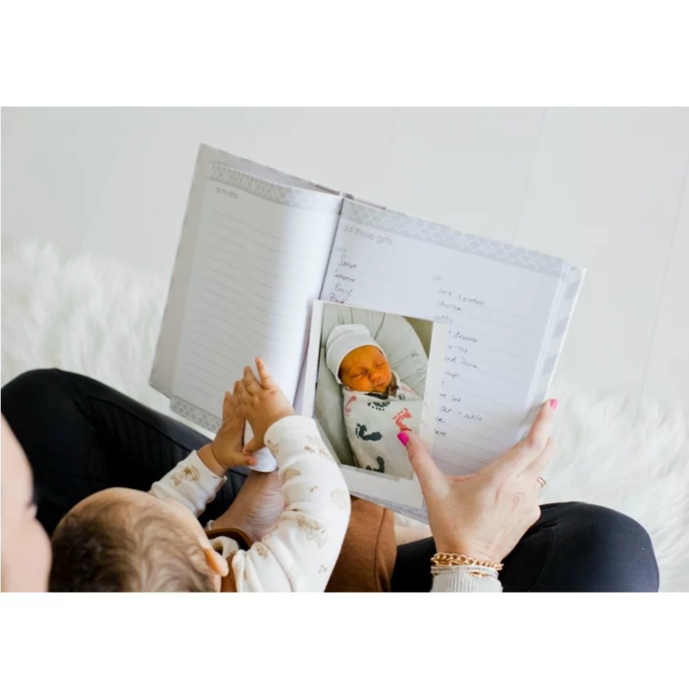 Pearhead Gray Chevron Baby Book - Picture 9 of 15